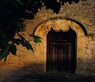 Fachada de la Ermita de Santa Elena